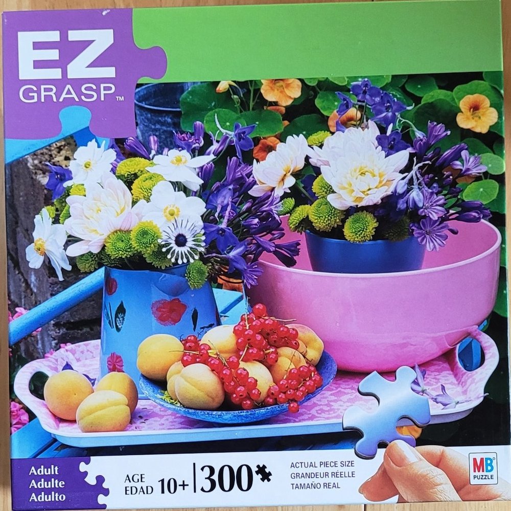 Hasbro EZ Grasp 300 Piece "Sweet Retreat" Puzzle (56)